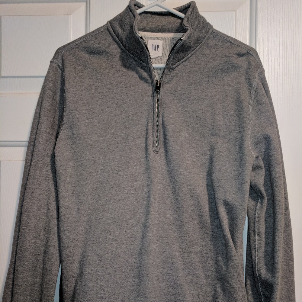 GAP Men's Half Zip Gray Sweatshirt - Small